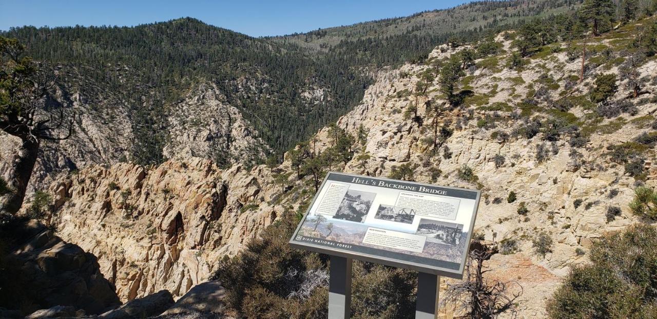 Canyons Of Escalante Rv Park Экстерьер фото