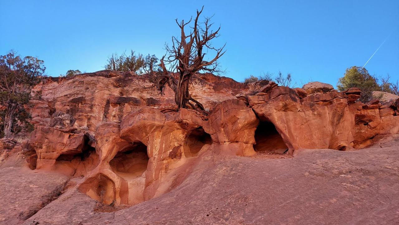 Canyons Of Escalante Rv Park Экстерьер фото